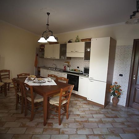 B&B Il Gheppio Campolattaro Bagian luar foto